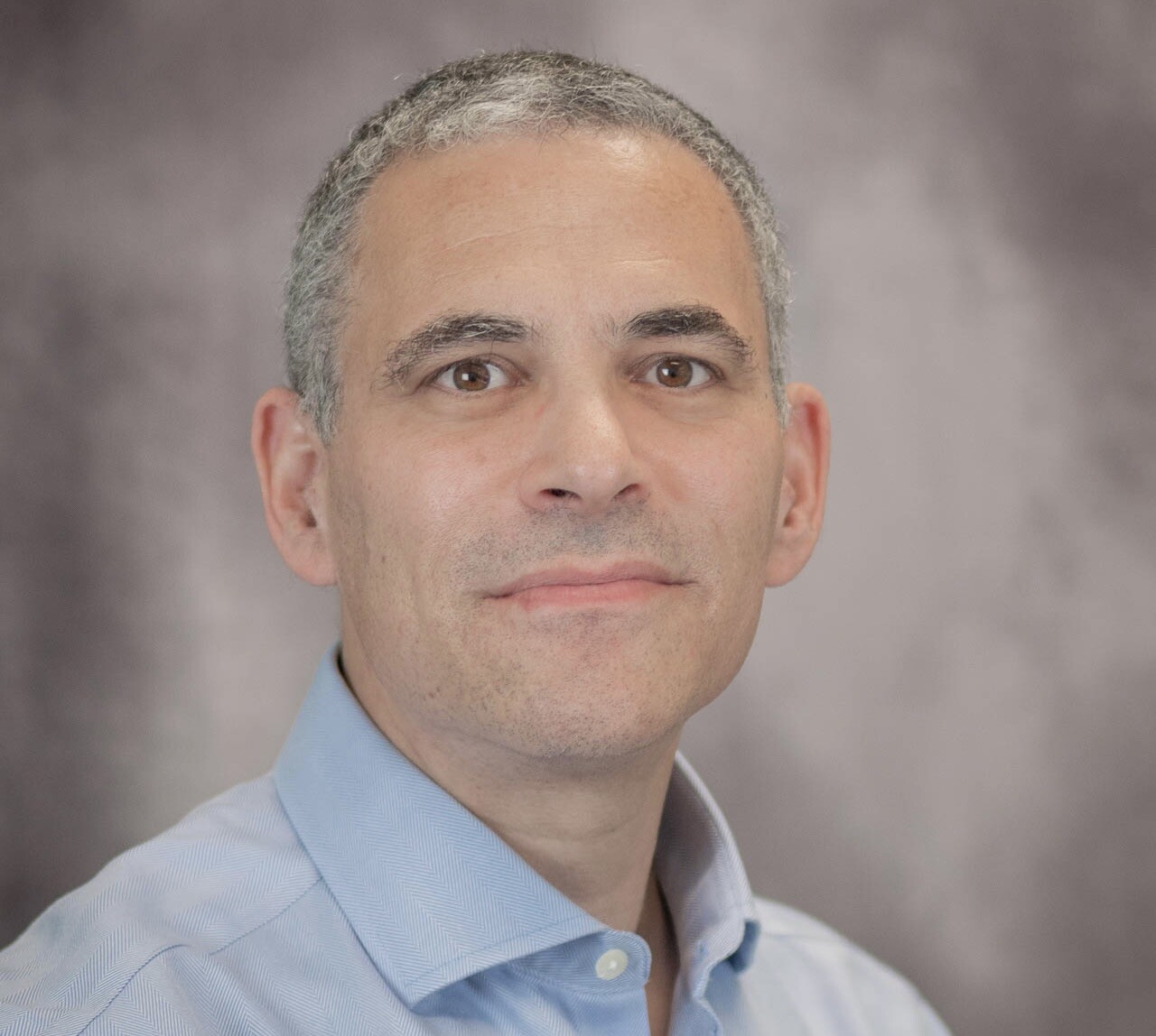 Dr. Michael Reinhorn